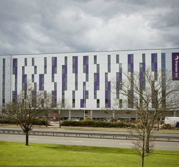 EYG Commercial provides £1.2m high-performance windows at new Heathrow Premier Inn